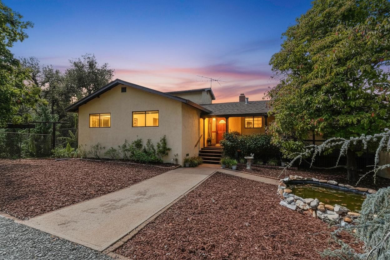 Property Photo: 18190 Live Oak Court CA 95665