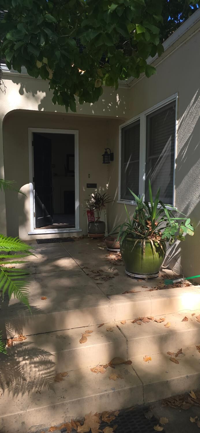 Property Photo:  937 47th Street  CA 95819 