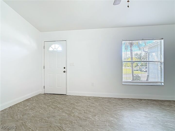 Property Photo: 18522 Robinson Avenue FL 33948