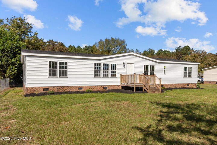 Property Photo:  2486 Quail Lane  NC 28525 