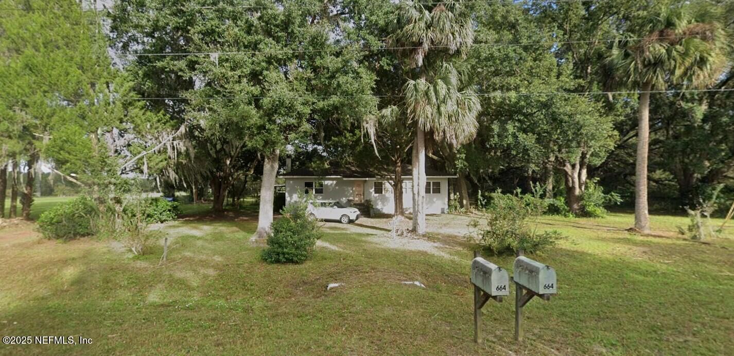 Property Photo: 664 S County Road 315 FL 32148
