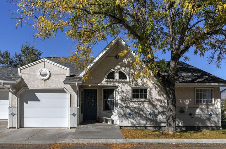 806 Crestmont Way A  Missoula MT 59803 photo