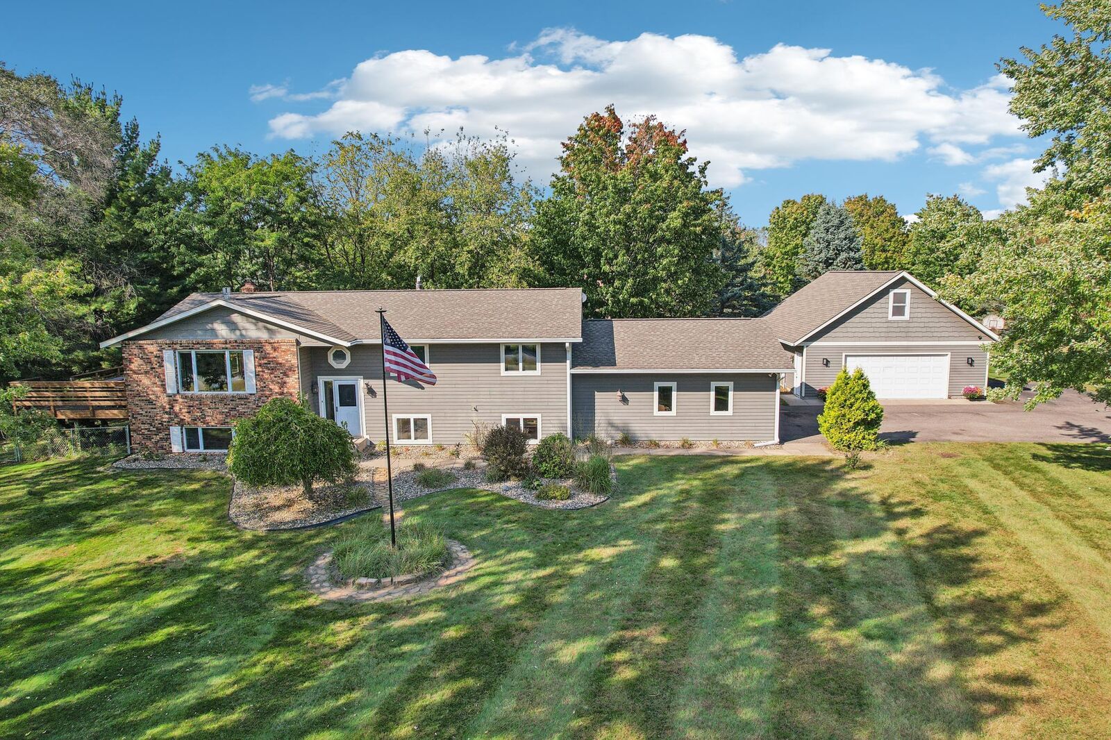Property Photo: 935 Ridge Pass WI 54016