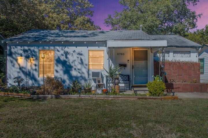 Property Photo: 3705 Windsor Avenue TX 76708