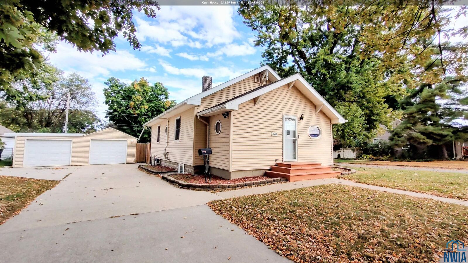 Property Photo: 4000 Jefferson St. IA 51108
