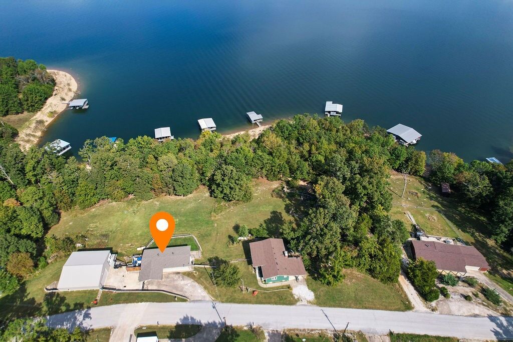 Property Photo:  18502 Coppermine Road  AR 72756 