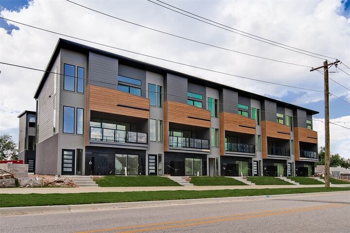 204 NW 9th Street  Bentonville AR 72712 photo