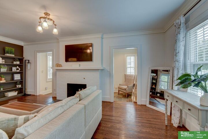 Property Photo: 5616 Leavenworth Street NE 68106