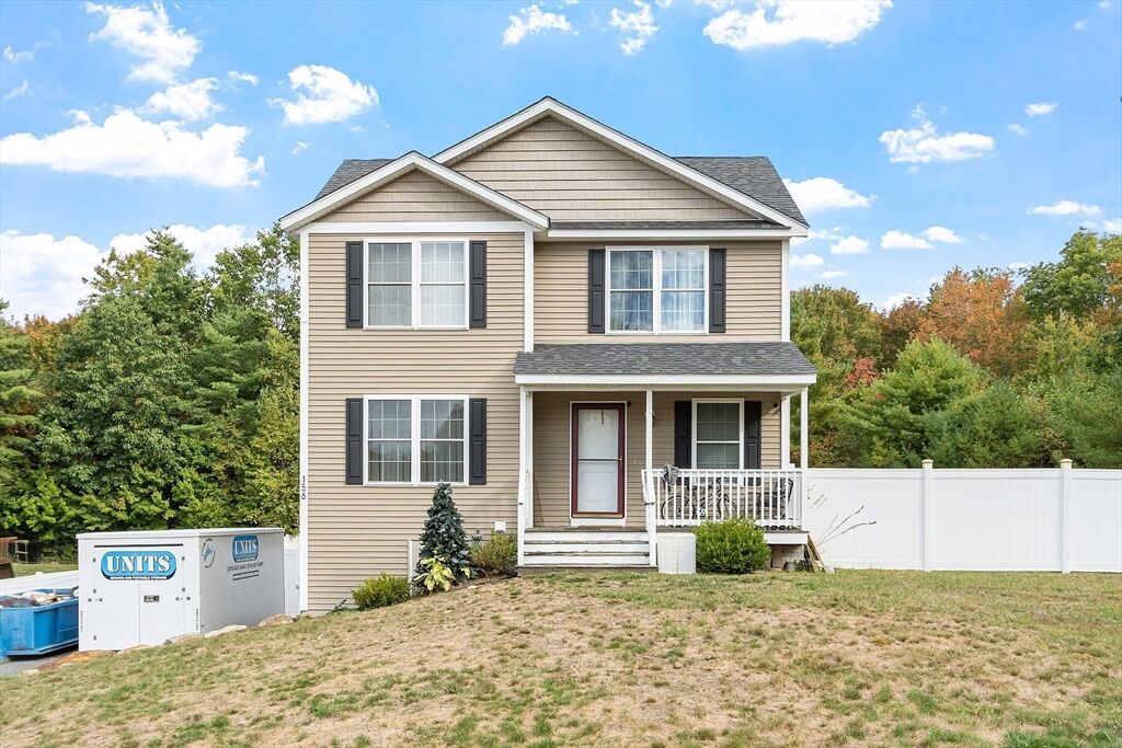 Property Photo:  156 Bayberry Cir  MA 01475 