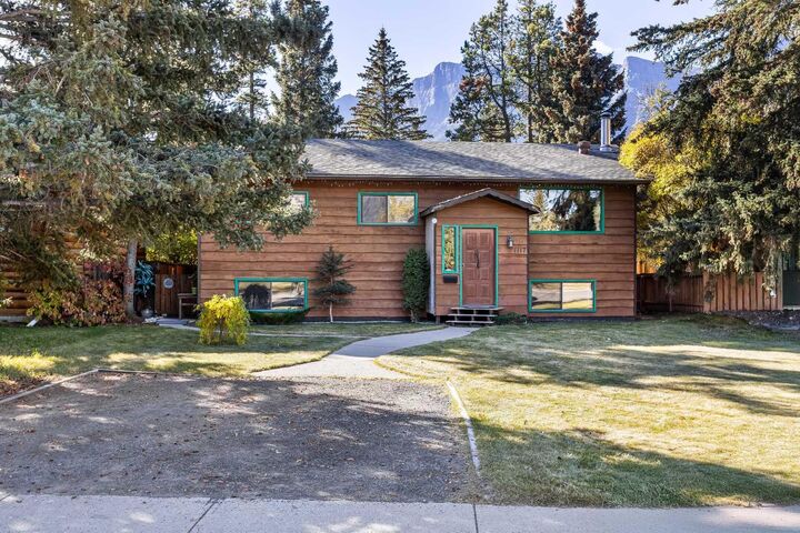 1117 15th Street  Canmore AB T1W 1V1 photo