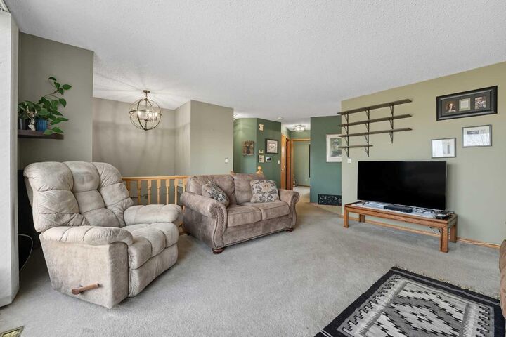 Property Photo: 5237 Aspen Drive AB T0M 0J0
