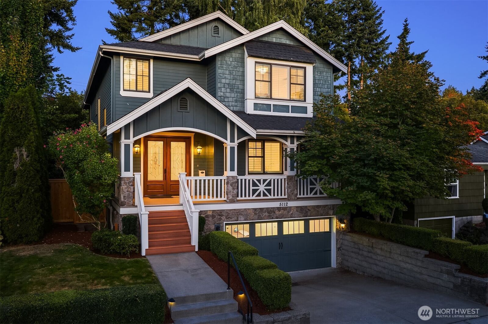 Property Photo:  5112  48th Avenue NE  WA 98105 