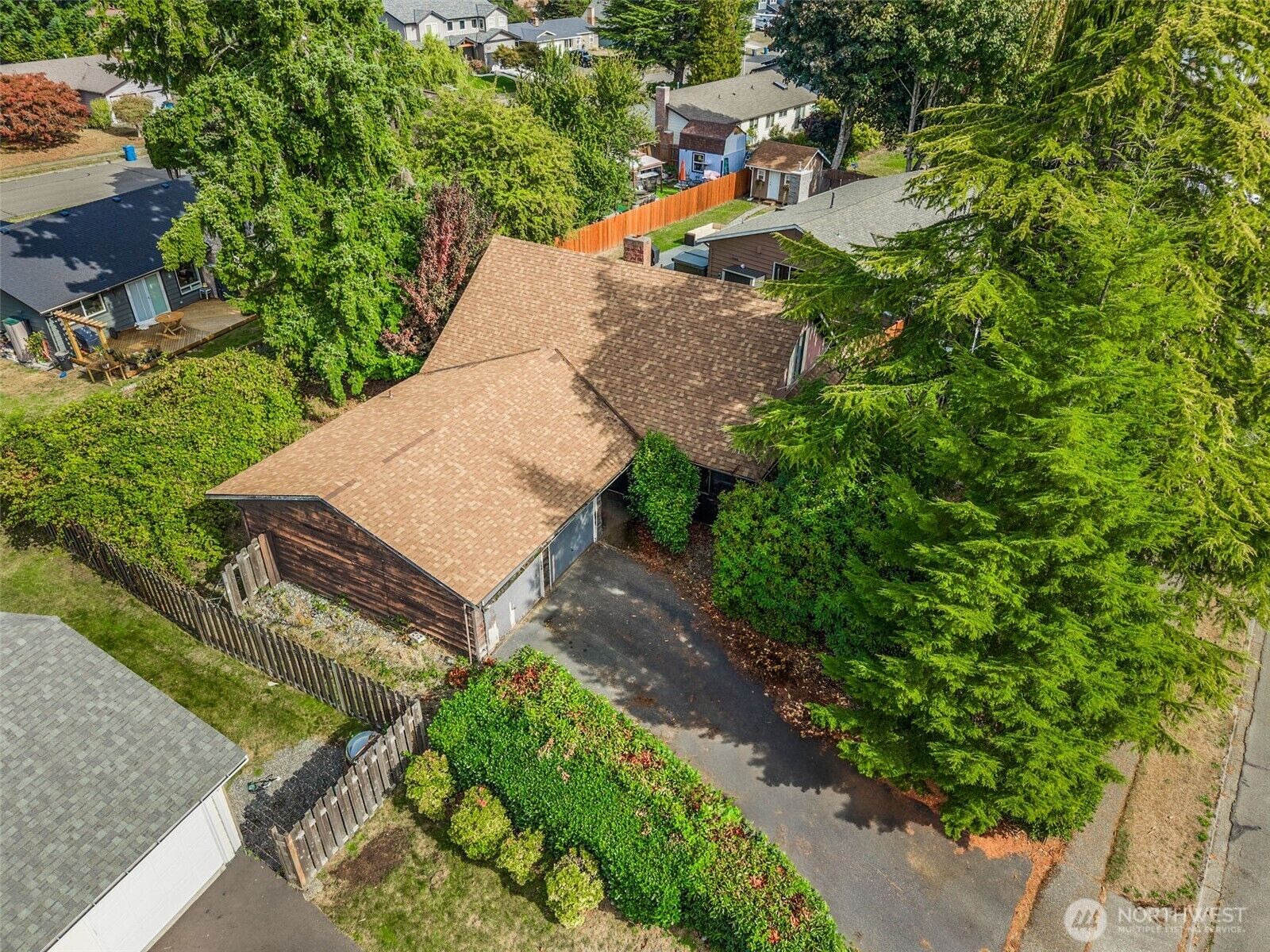 Property Photo:  5417  173rd Place SW  WA 98037