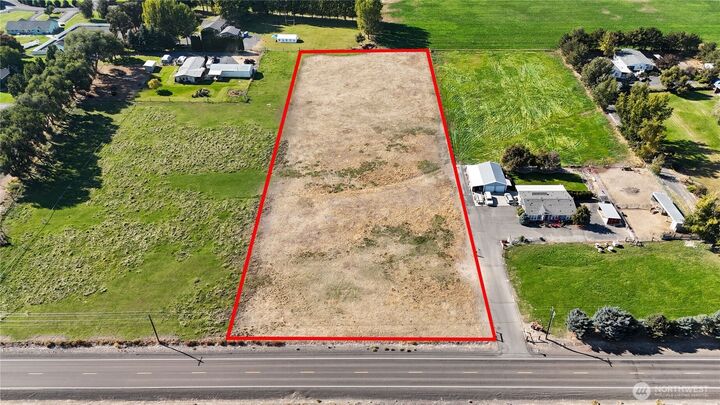Property Photo: 6712 NE K WA 98837