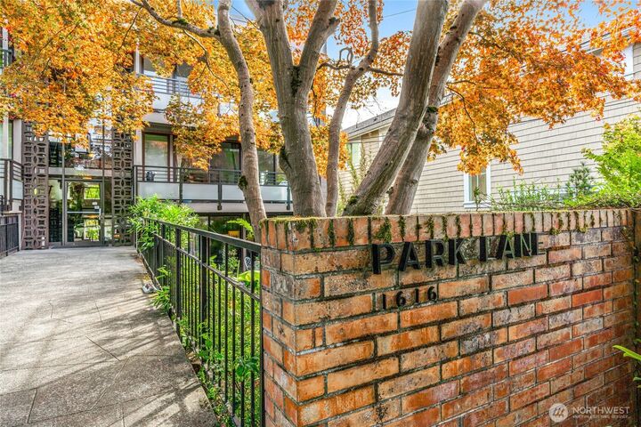 Property Photo:  1616  41st Avenue E 301  WA 98112 