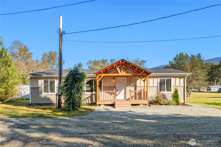 Property Photo: 14532 387th Avenue SE WA 98251