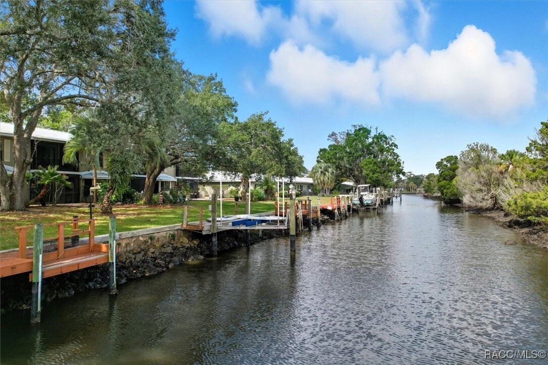 Property Photo: 11322 W Bayshore Drive FL 34429