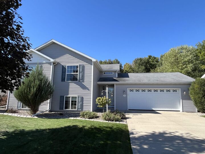2340 Ladybird Drive  Neenah WI 54956-5697 photo