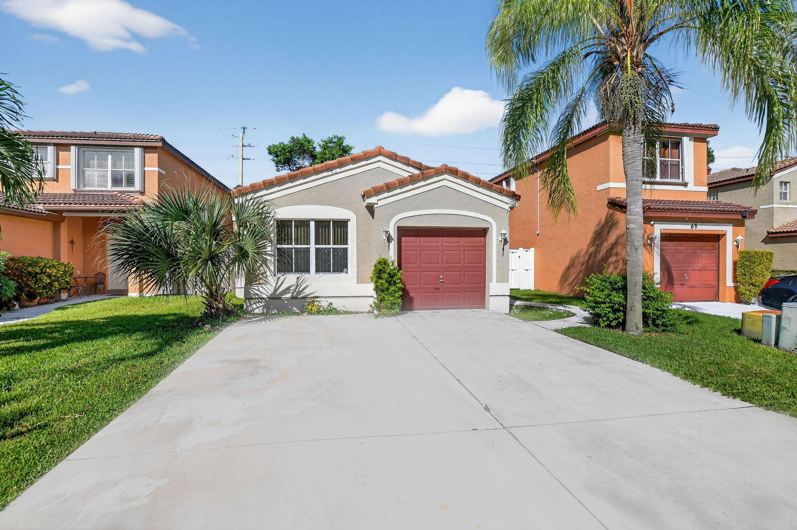 Property Photo:  59 NW 44th Terrace  FL 33442 