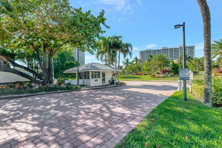 Property Photo: 4201 N Ocean Boulevard 1705 FL 33431