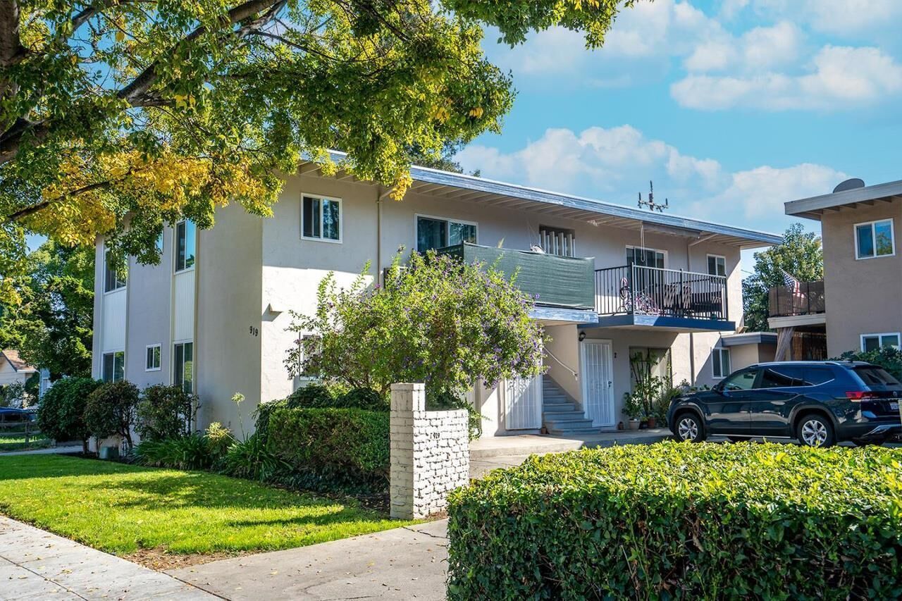 Property Photo:  919 Ravenscourt Avenue  CA 95008 