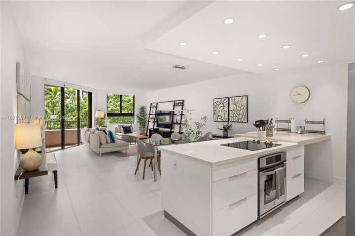 101 Crandon Blvd 379  Key Biscayne FL 33149 photo