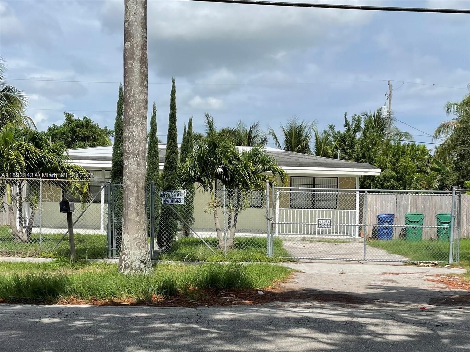 Property Photo: 29830 SW 152nd Ave FL 33033