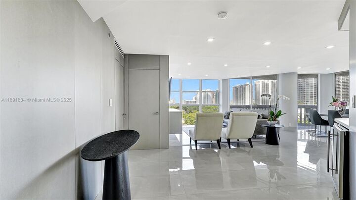 Property Photo: 1000 Island Blvd 1004 FL 33160