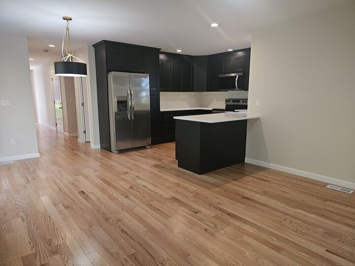 Property Photo:  141B Country Squire Drive  CT 06416 