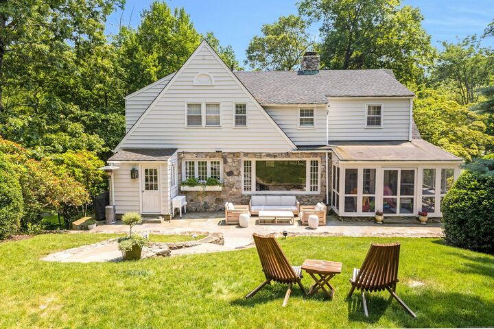 Property Photo:  20 Indian Spring Road  CT 06853 