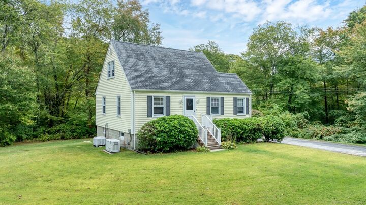 Property Photo:  37 Spithead Road  CT 06385 