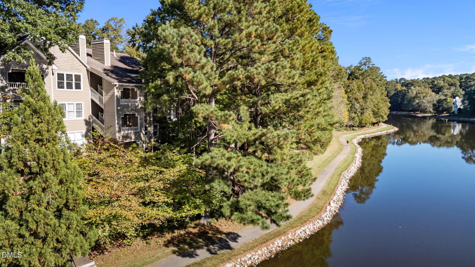 Property Photo:  325 Glen Echo Lane N  NC 27518 
