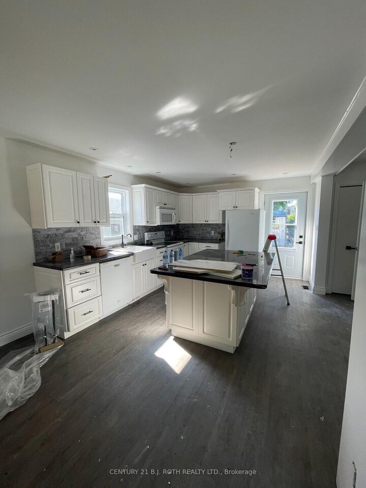 Property Photo: 6 Stone Street ON L0L 1P0