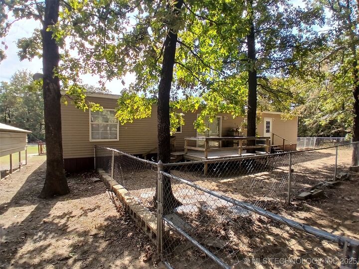 Property Photo: 705 Country Club Street 2 OK 74425
