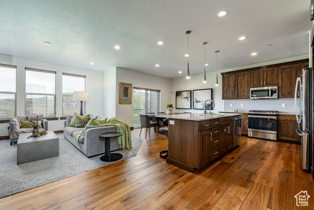 Property Photo:  924 W Abigail Dr  UT 84036 