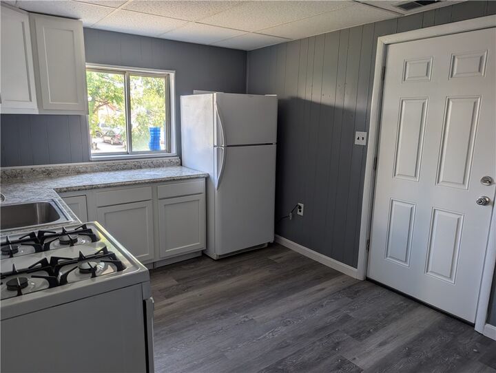 Property Photo: 136 Oak PA 15301