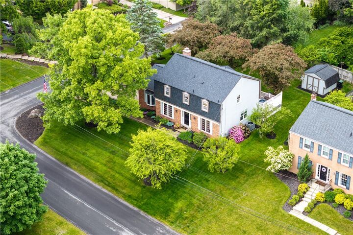 Property Photo: 1972 Del Prado Court PA 15101