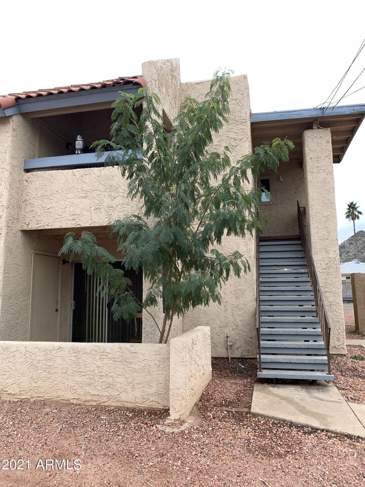 Property Photo: 2217 E Cactus Road 4 AZ 85022