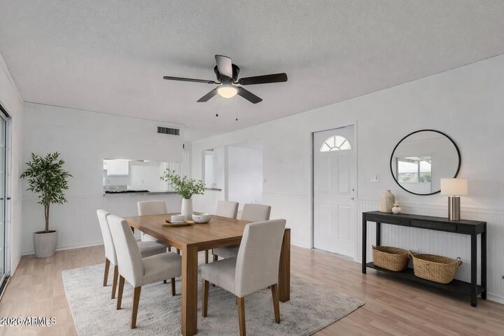 Property Photo:  919 W Parkway Boulevard  AZ 85281 