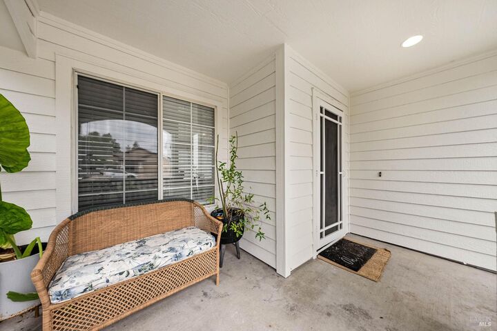 Property Photo: 260 Lumas Court CA 95404