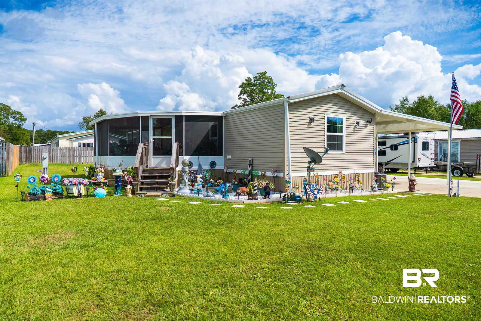 Property Photo:  1948 Ridgewood Drive  AL 36549 