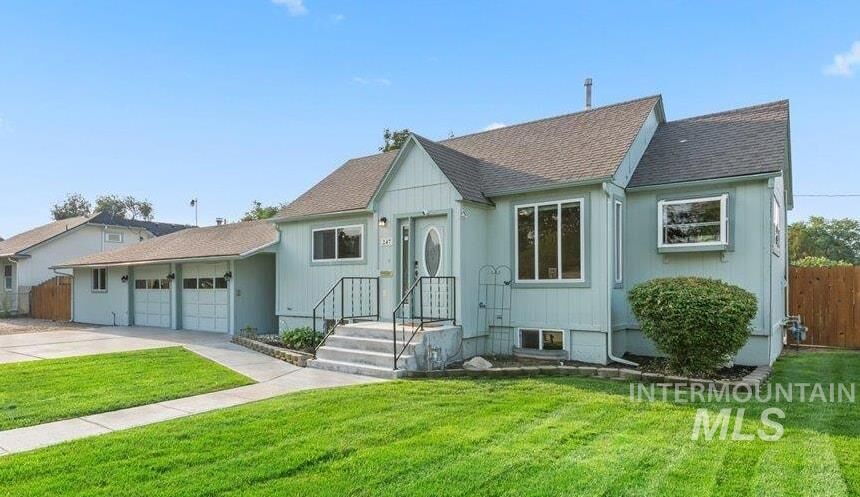 Property Photo: 247 Elmore Ave ID 83651