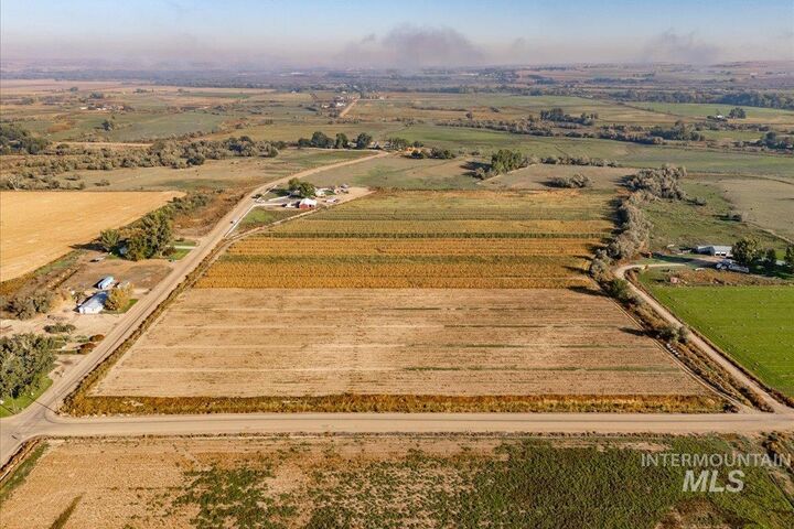 Property Photo: 26.63 Ac Pet Ln ID 83660