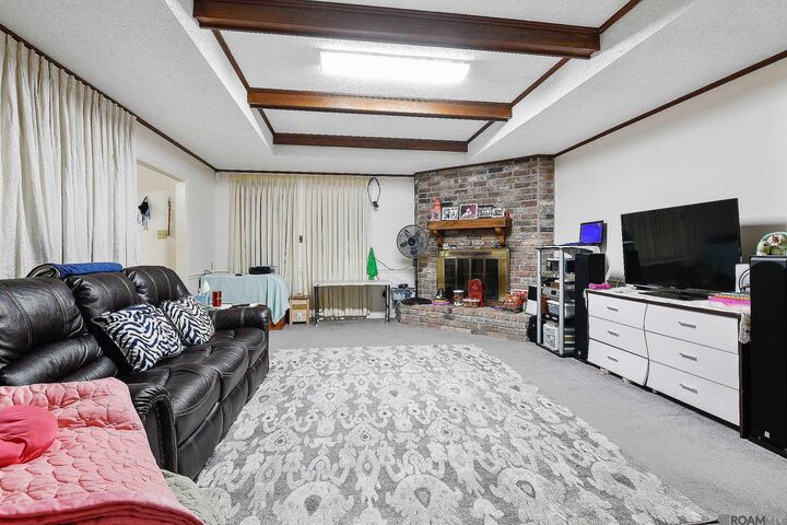 Property Photo:  3226 Woodbrook Dr  LA 70816 