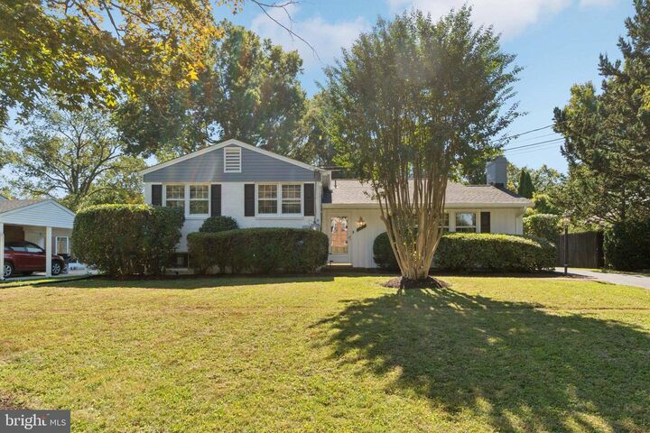 1913 Courtland Road  Alexandria VA 22306 photo