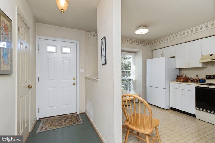 Property Photo: 1007 Dartmouth Glen Way MD 21212