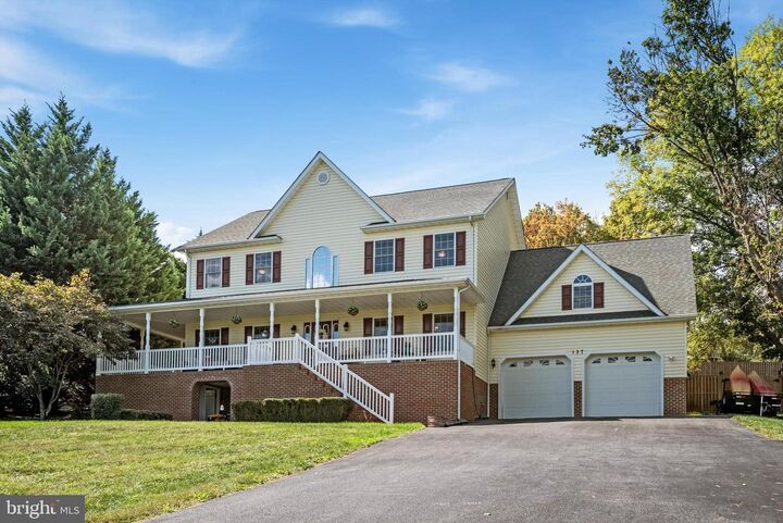 Property Photo:  137 Stonebrook Road  VA 22602