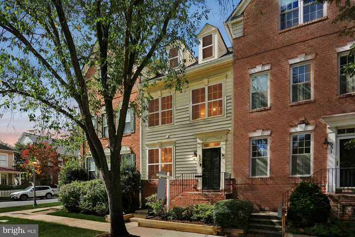 Property Photo: 655 Gatestone Square Street MD 20878