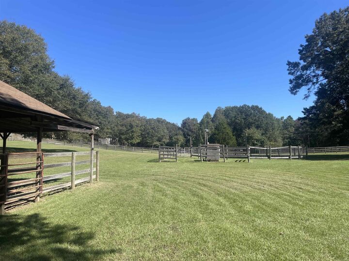 Property Photo: 40 Woodruff Lane AR 72032