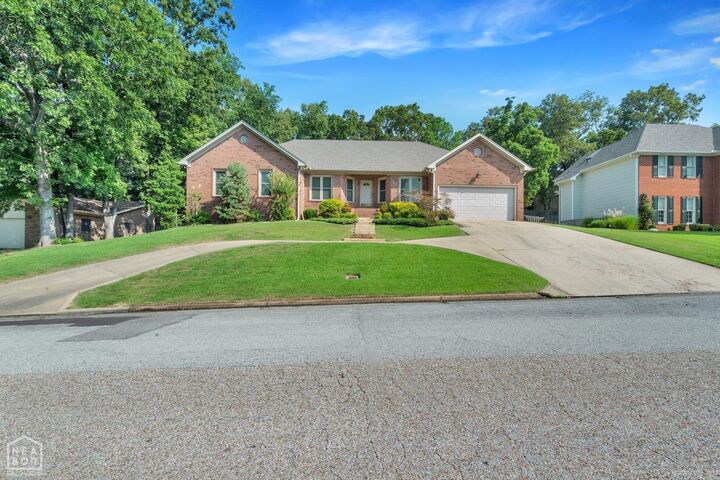 Property Photo: 206 Windover AR 72401